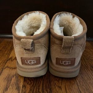 UGG Classic Ultra Mini boots